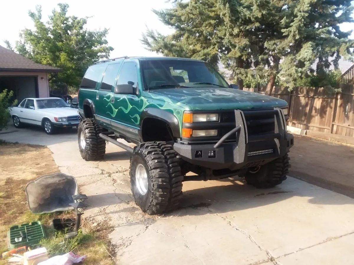 1992-1994 Chevrolet Blazer Front Bumper