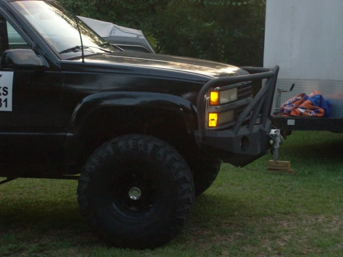1992-1994 Chevrolet Blazer Front Bumper