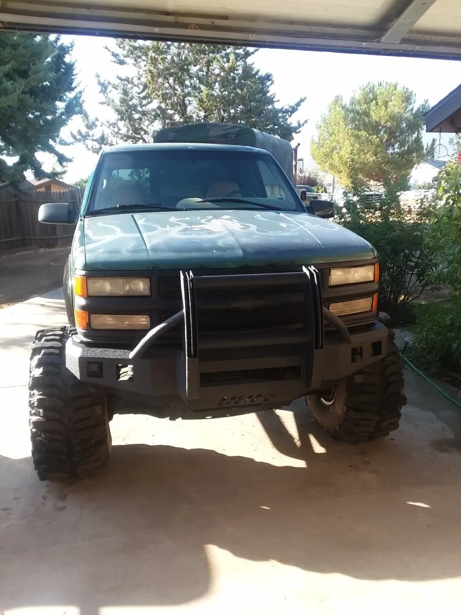 1992-1994 Chevrolet Blazer Front Bumper