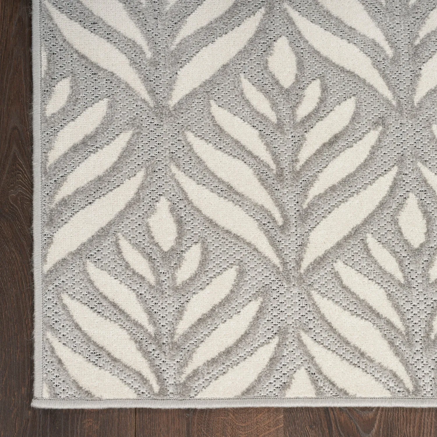 Aloha Grey Tropical Indoor/Outdoor Rug