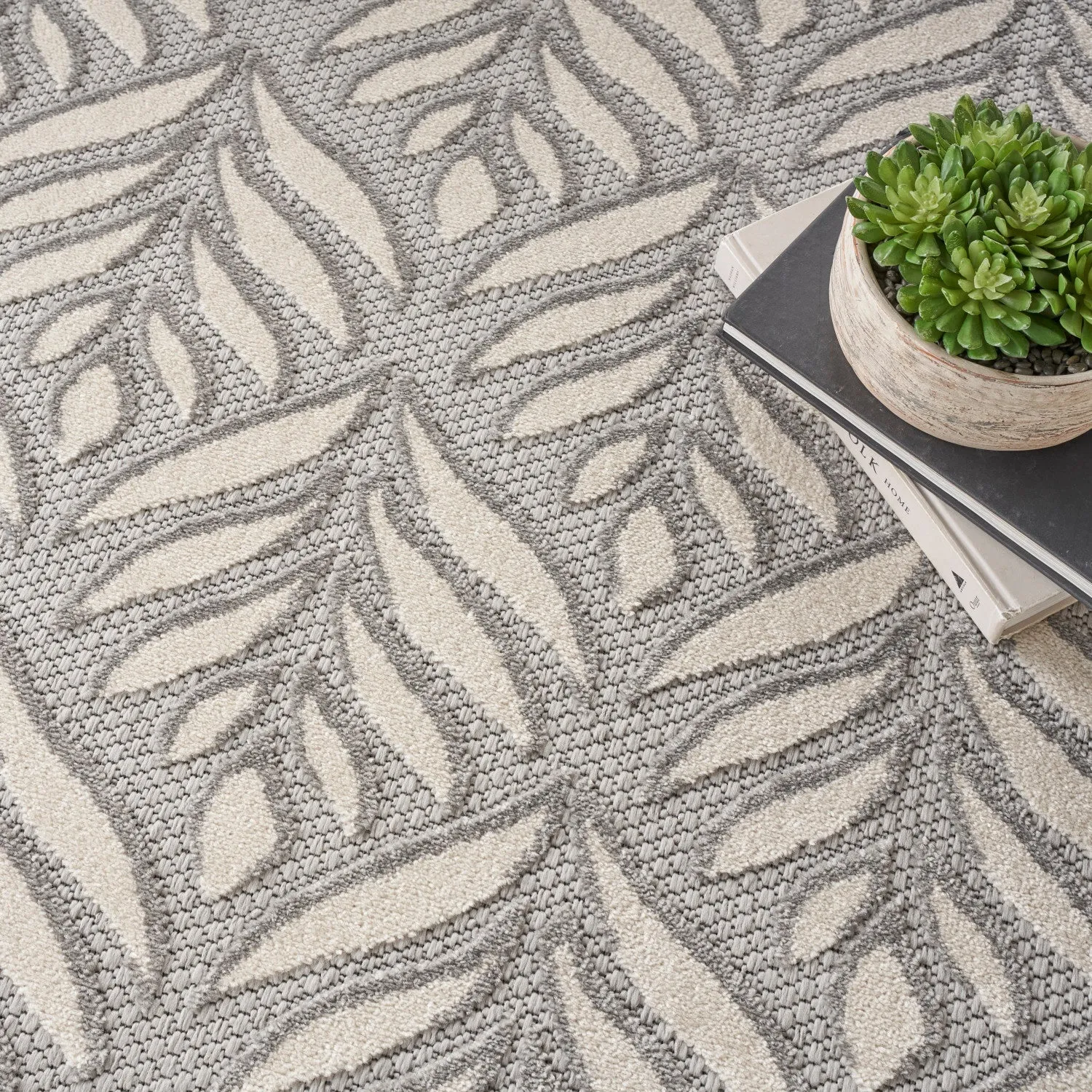 Aloha Grey Tropical Indoor/Outdoor Rug
