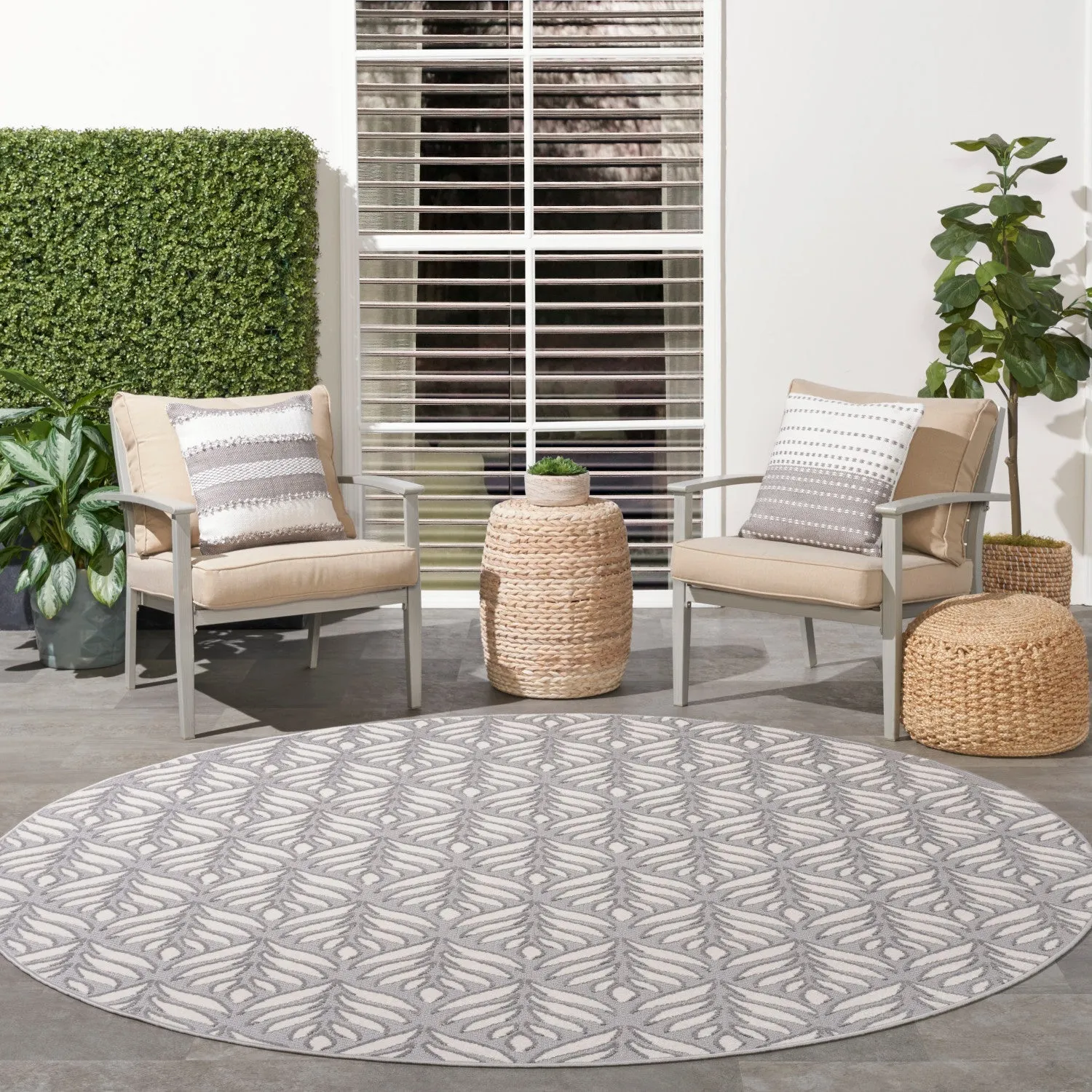 Aloha Grey Tropical Indoor/Outdoor Rug