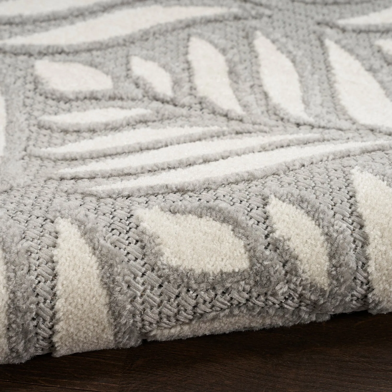 Aloha Grey Tropical Indoor/Outdoor Rug