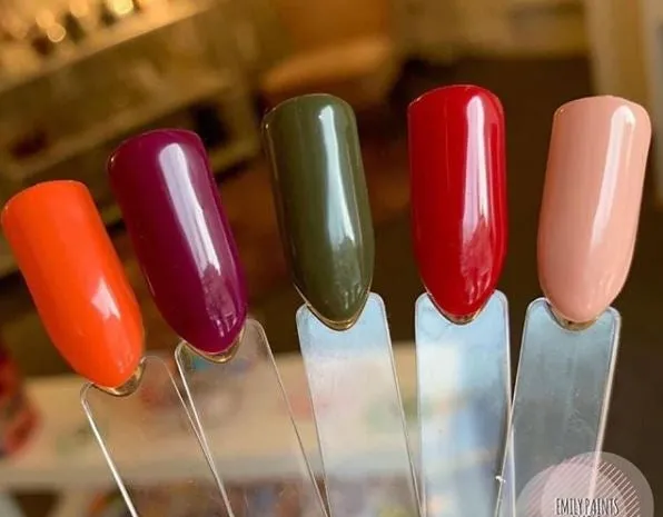 B-Day Candle * CND Shellac