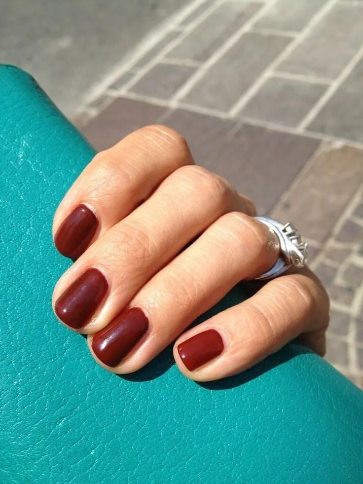 Burnt Romance * CND Shellac