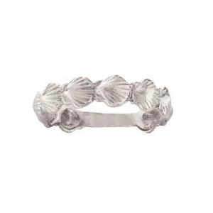 Tiny Scallop Band Ring