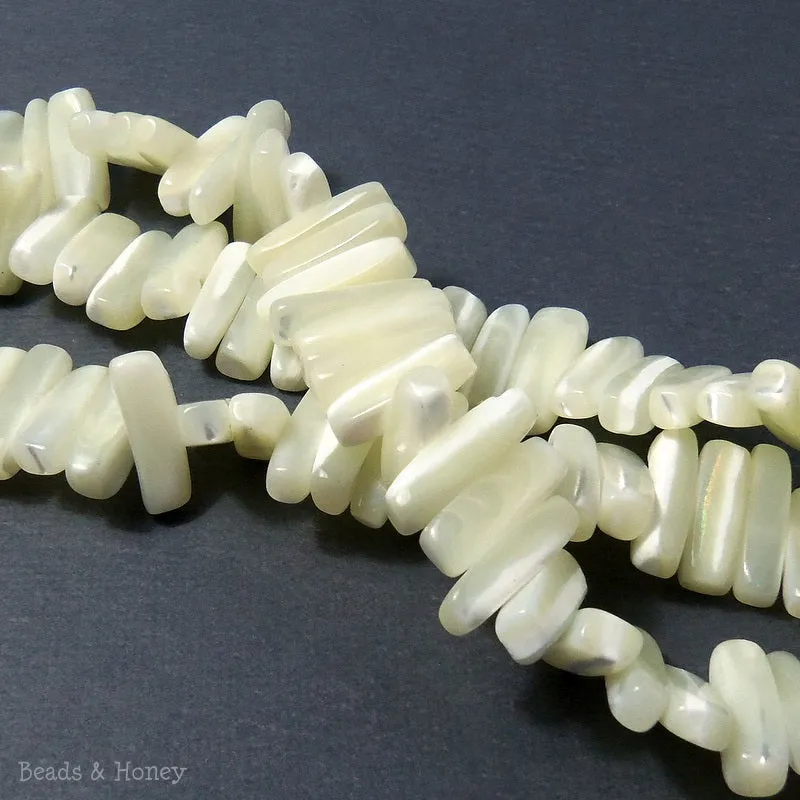 White Troca Shell Hawaiian Chip/Bar 5x13mm (Half Strand)